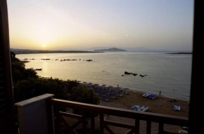  Elena Beach  Ханья